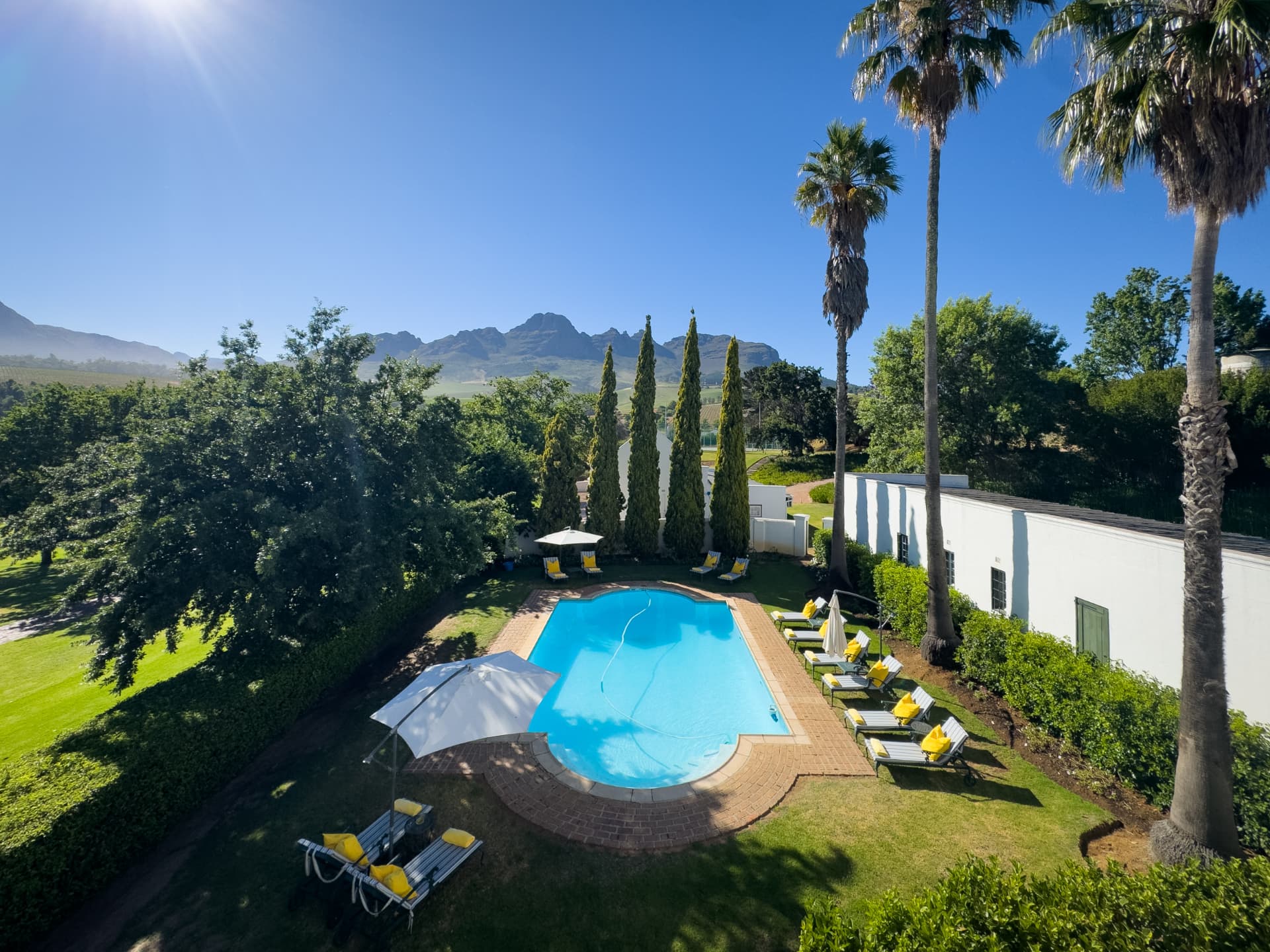 Arrival & The First Fire in Cape Town